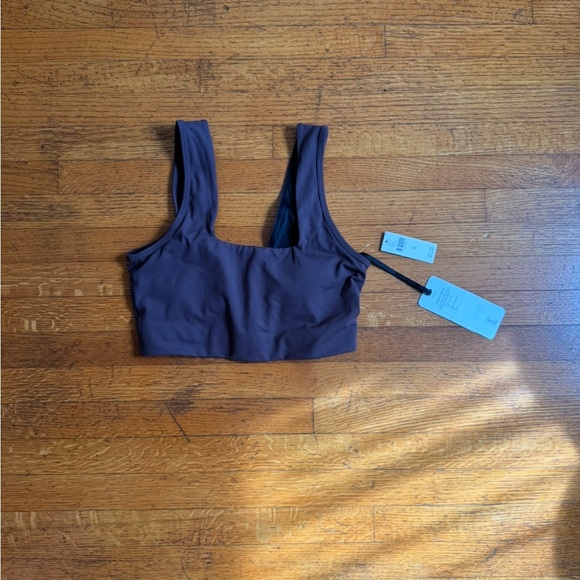 NWT Varley Always Delta Bra in Raisin Size M - Picture 3 of 5